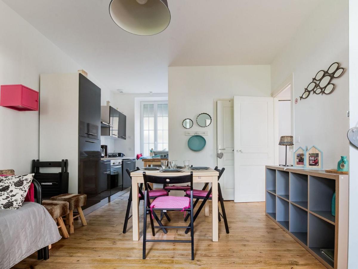 Cosy Apartment In Isigny-Sur-Mer With A Terrace 外观 照片